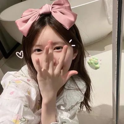 少女嬉春